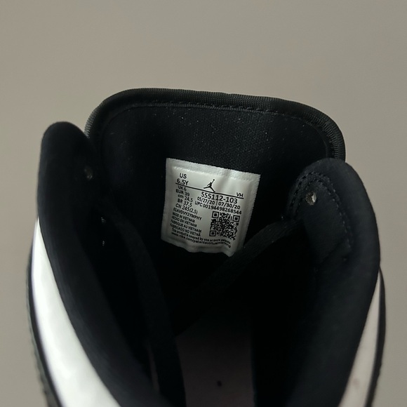 Jordan 1s - Artix Fox - Picture 3 of 3